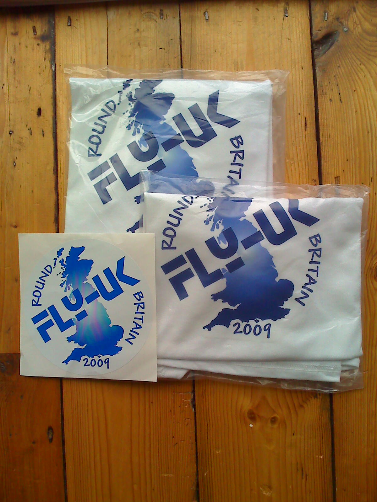 T-shirts /images/flyuk-2009/moto_0190.jpg