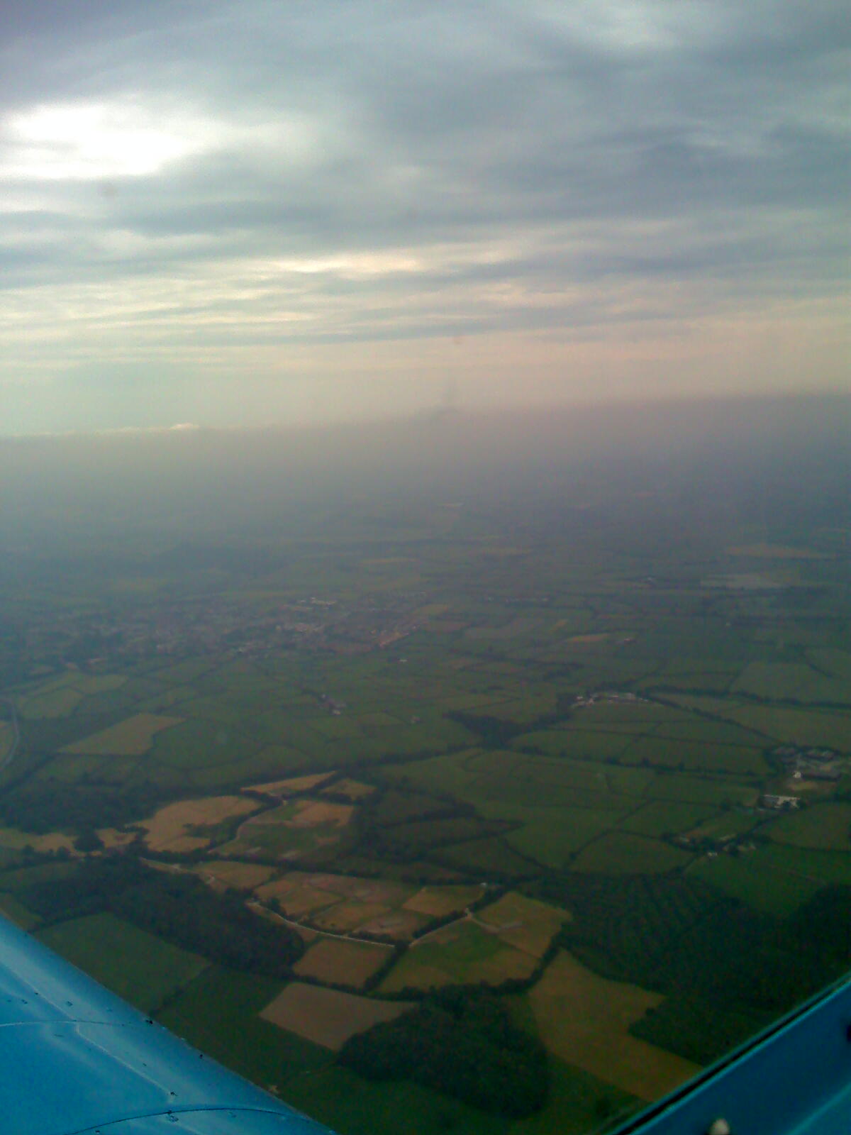 Thursday /images/flyuk-2009/moto_0207.jpg